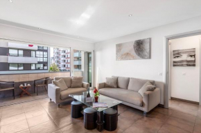 Art Apartment - Happy Rentals